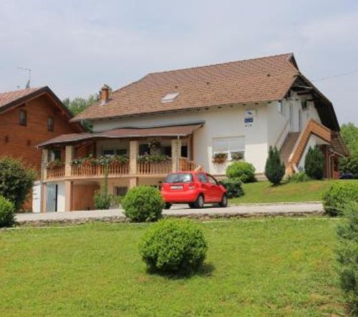 Apartments and rooms with a swimming pool Grabovac, Plitvice - 17514