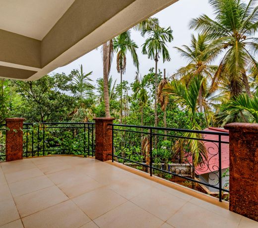 Posh 4-bedroom villa in a serene locality/73848
