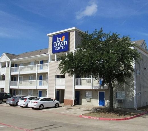 InTown Suites Extended Stay Arlington TX - Oak Village