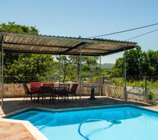 Nkosazana Guest House