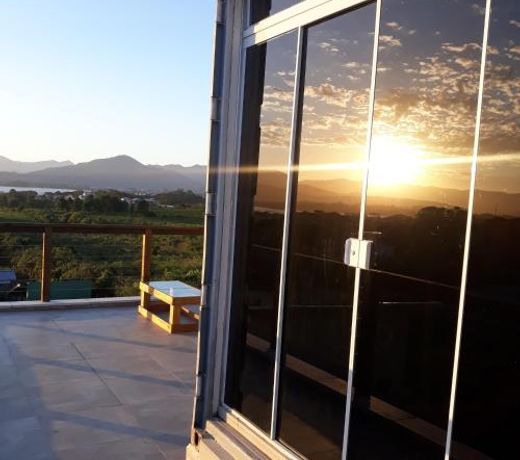 Lake View Guest House