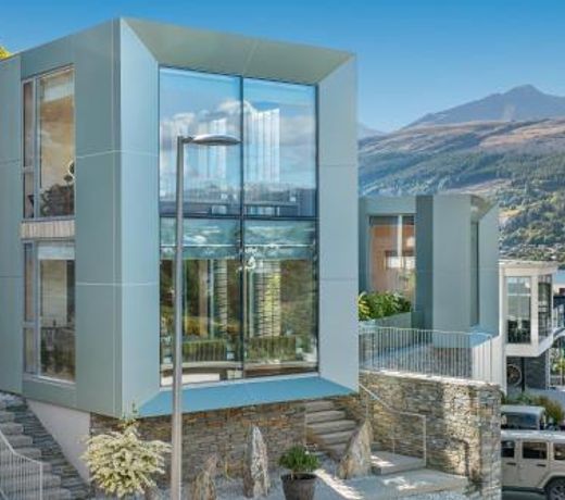 Lanah Residence