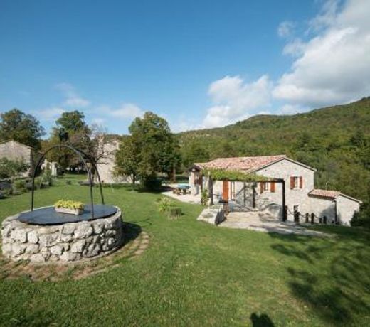 Family friendly house with a swimming pool Roc, Central Istria - Sredisnja Istra - 17446