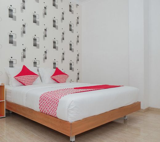 OYO 1454 111 Residence