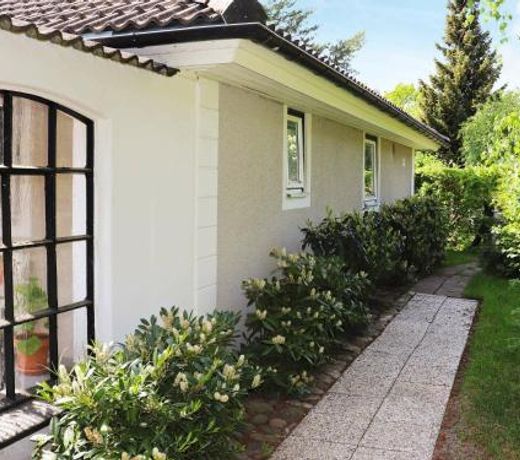 3 person holiday home in H LLVIKEN