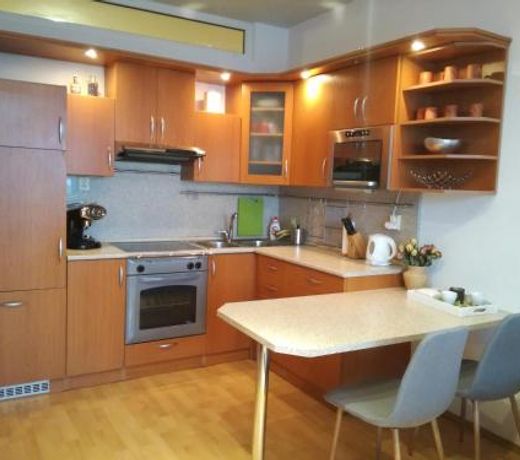 Cozy apartment btw. centre & airport