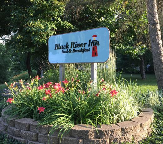 Black River Inn Bed and Breakfast
