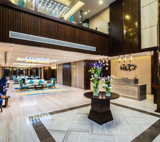 Naviti Warwick Dammam