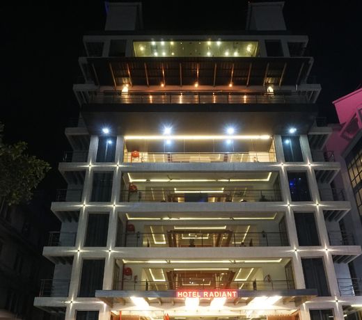 Capital O 3285 Hotel Radiant