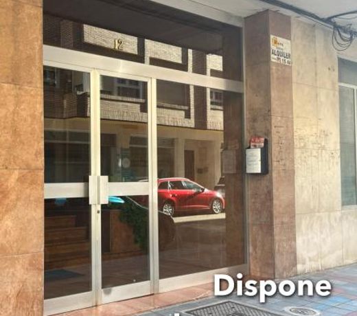 En Palencia capital céntrico con garaje Roberto