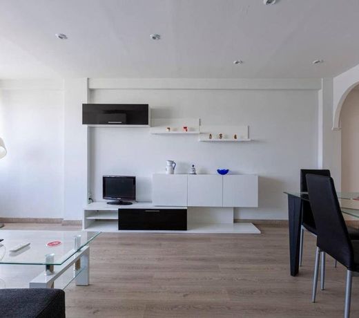Apartamentos La Vaguada Suites