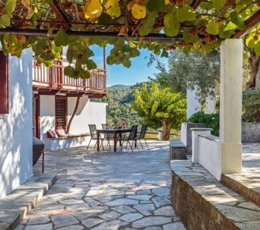 Aletri Pool Cottage