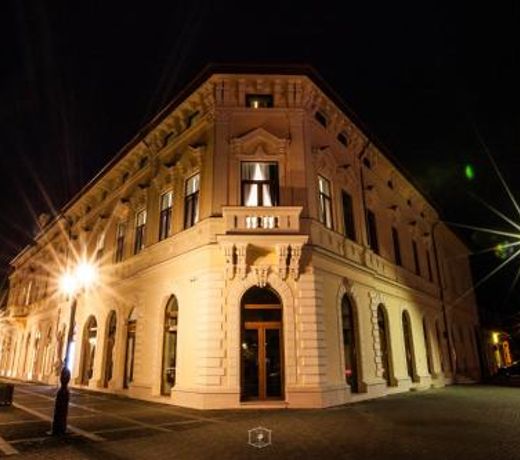 HOTEL CENTRAL CAREI