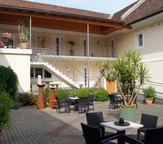 Hotel Leo