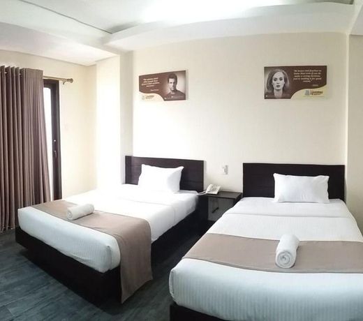 Navarro Hotel Caticlan (Navsot Corp.)