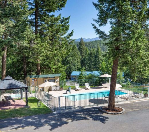 Timbers Motel Travelodge by Wyndham Bigfork