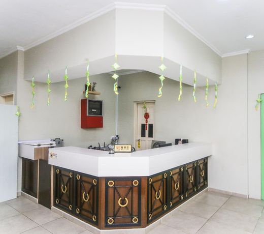 OYO 563 Jockey Lodge Hotel
