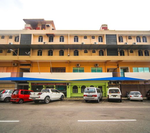 OYO 563 Jockey Lodge Hotel
