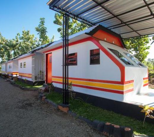 RedDoorz near Banyuwangi Kota Train Station