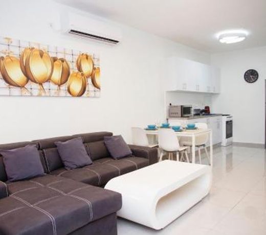 Apartments4you Maya
