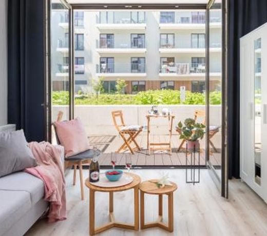 Rent like home - River City Apartments