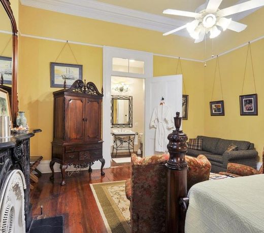 Ashton's Bed and Breakfast