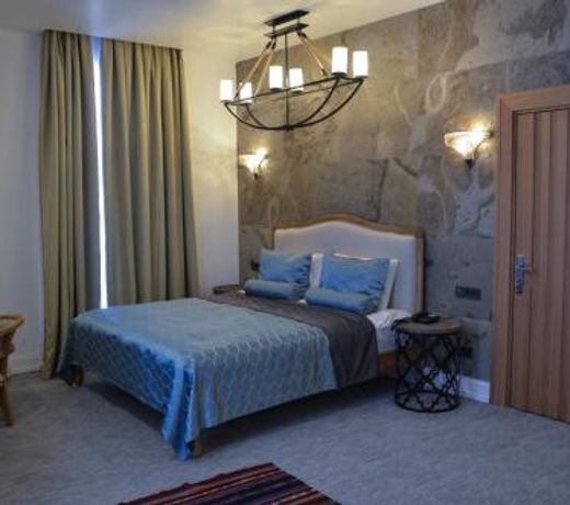 Shirvanshah Hotel