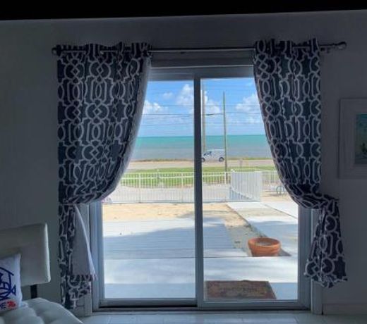 Shore 74 Guest House