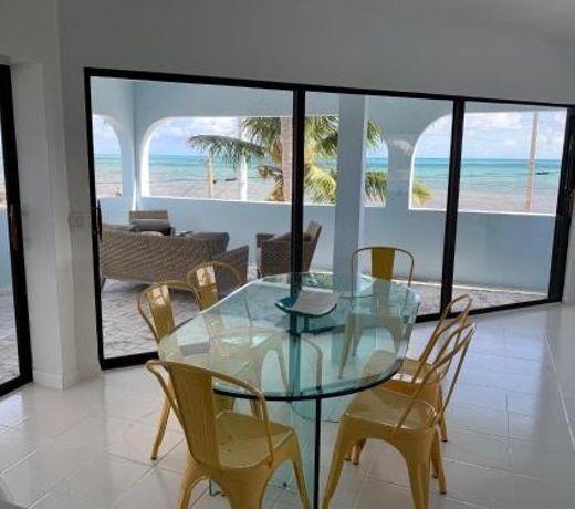 Shore 74 Guest House