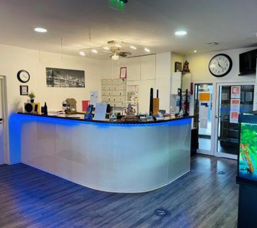 Hotel Terminal One