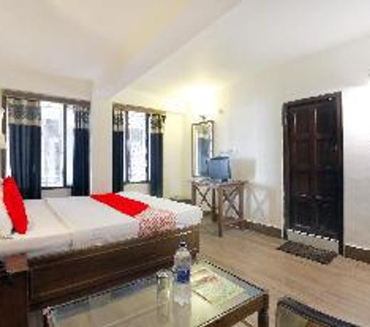 OYO 45337 Hotel Woodland