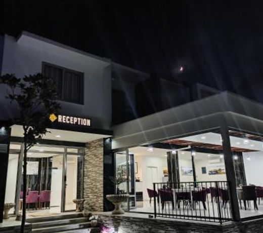 Hotel Halibas