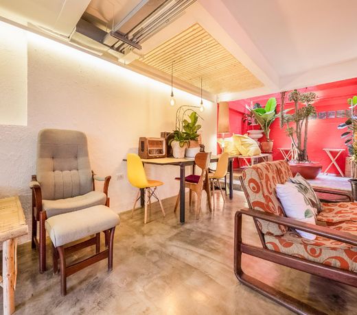 OYO 267 Chaba Poshtel