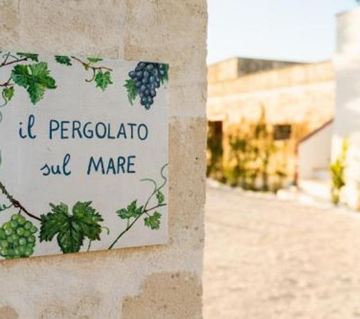 Il pergolato sul mare
