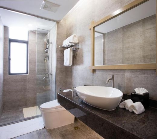 The QUBE Hotel & Suite Vientiane
