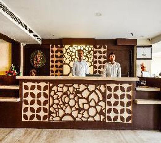 OYO 19628 Hotel Amba International