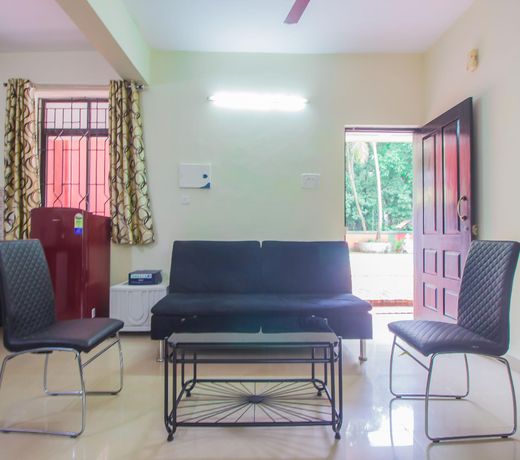 OYO 16512 Field View Studio
