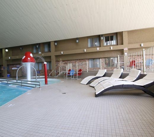 Medicine Hat Inn & Suites