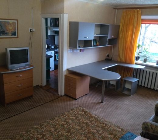 Apartment "Near three stations"