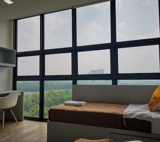Skypark [Netflix+100Mbps] @ Cyberjaya by HA (3289313-Apartment Suite Cyberjaya by HostAssist)