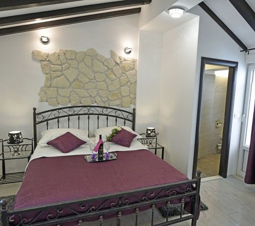 Kuzma Rooms 2