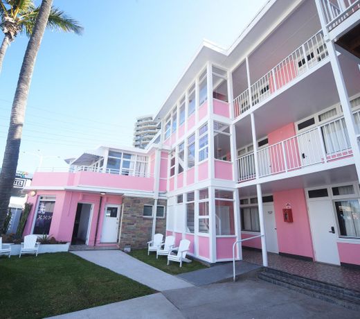 The Pink Hotel Coolangatta