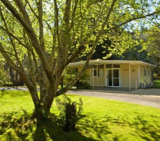 Russell Falls Holiday Cottages