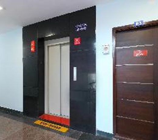 OYO 39296 Ss Luxury Apartment