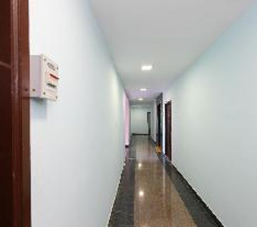 OYO 39296 Ss Luxury Apartment