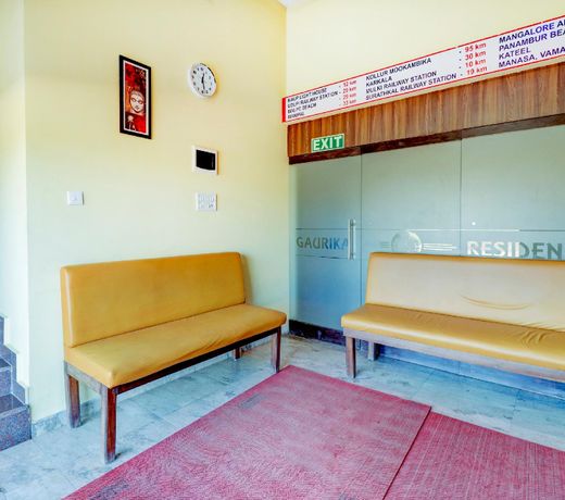 OYO 40795 Gaurika Residency Boarding & Lodging