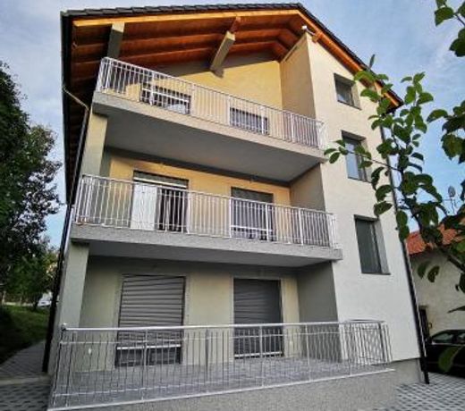 Apartmani ANAMARIA