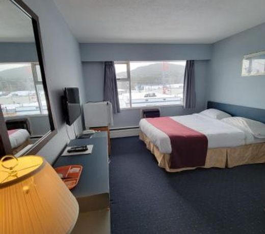 Lakewood Inn