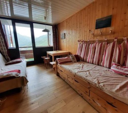 Studio Les Menuires, 1 piÃ¨ce, 2 personnes - FR-1-452-269