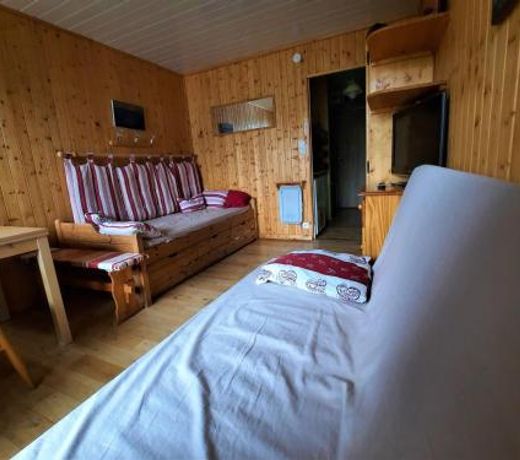 Studio Les Menuires, 1 piÃ¨ce, 2 personnes - FR-1-452-269